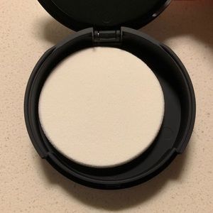 it cosmetics Makeup - It cosmetics bye bye pores pressed powder it cosmetics Makeup - It cosmetics bye bye pores pressed powder